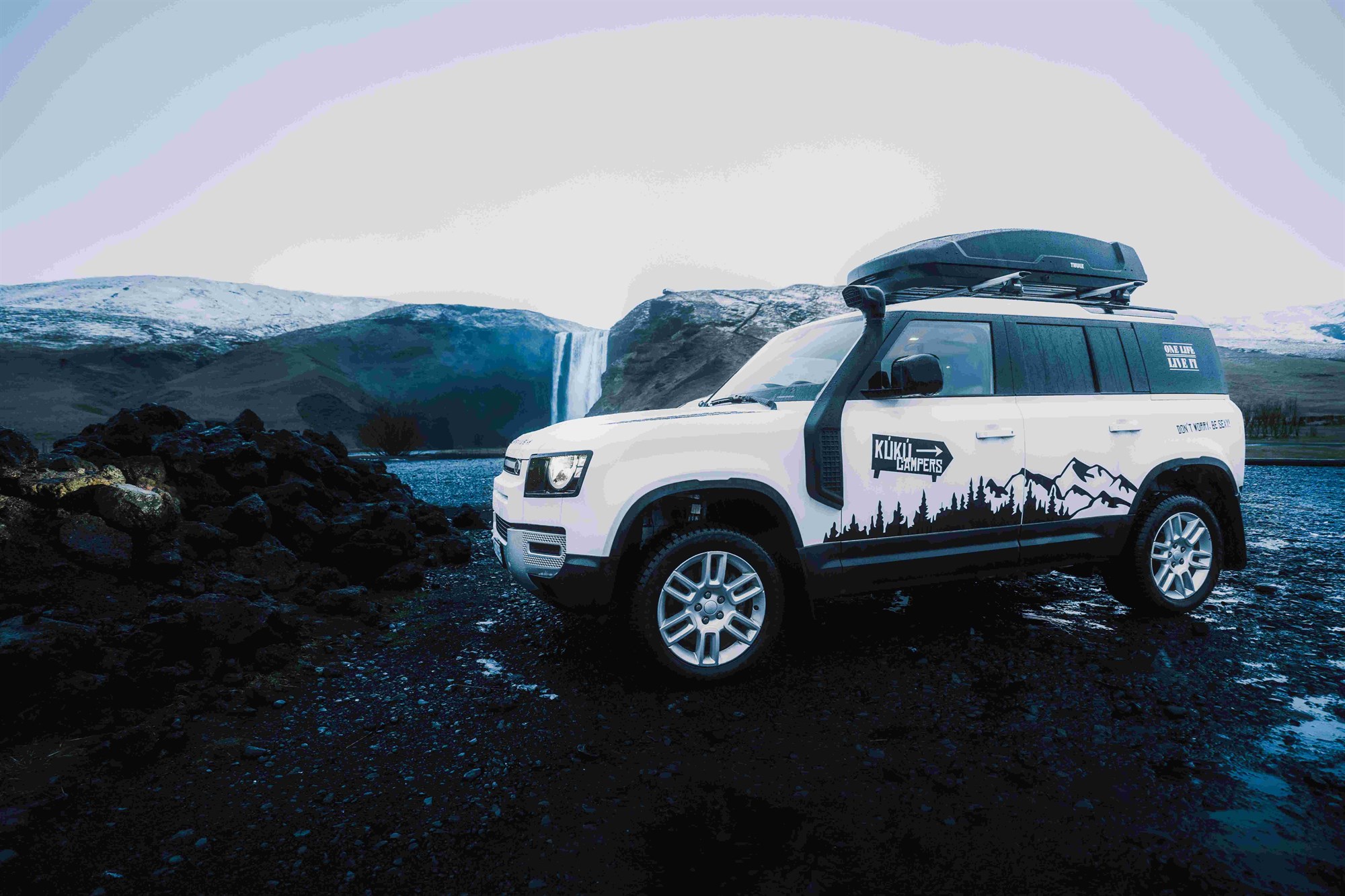 Land Rover Defender 4x4 Camper in Island mieten – KuKu Campers