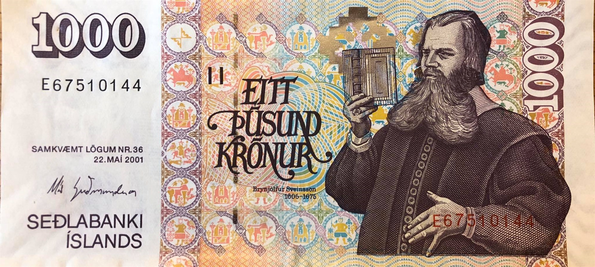 ISK 1000 banknotes